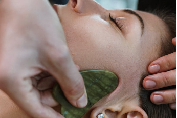 Икигаи: Гуа-Ша массаж лица (Индивидуально)