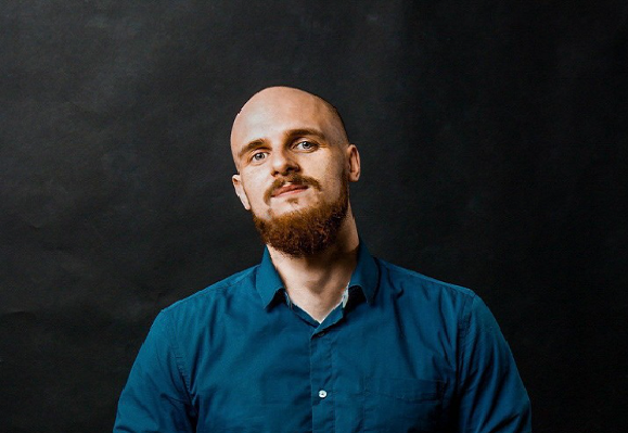 Александр Меркулов